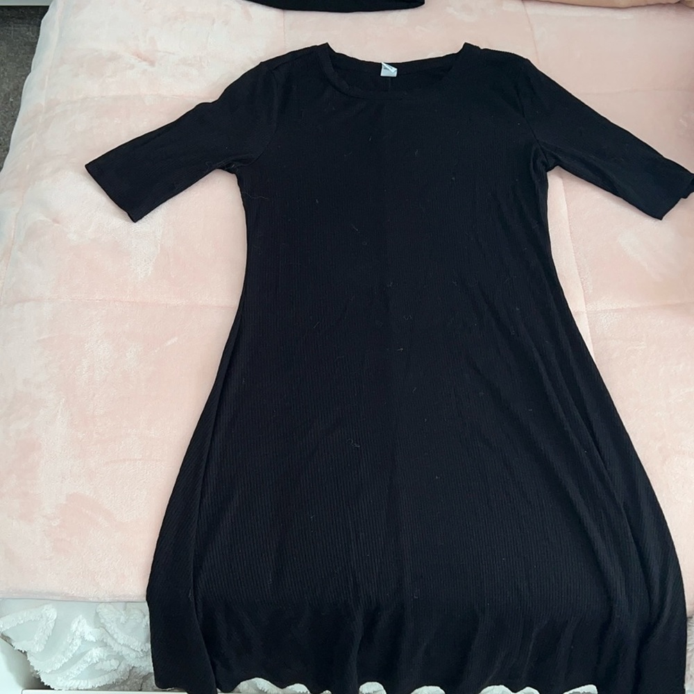 Old Navy black long dress - midi sleeves